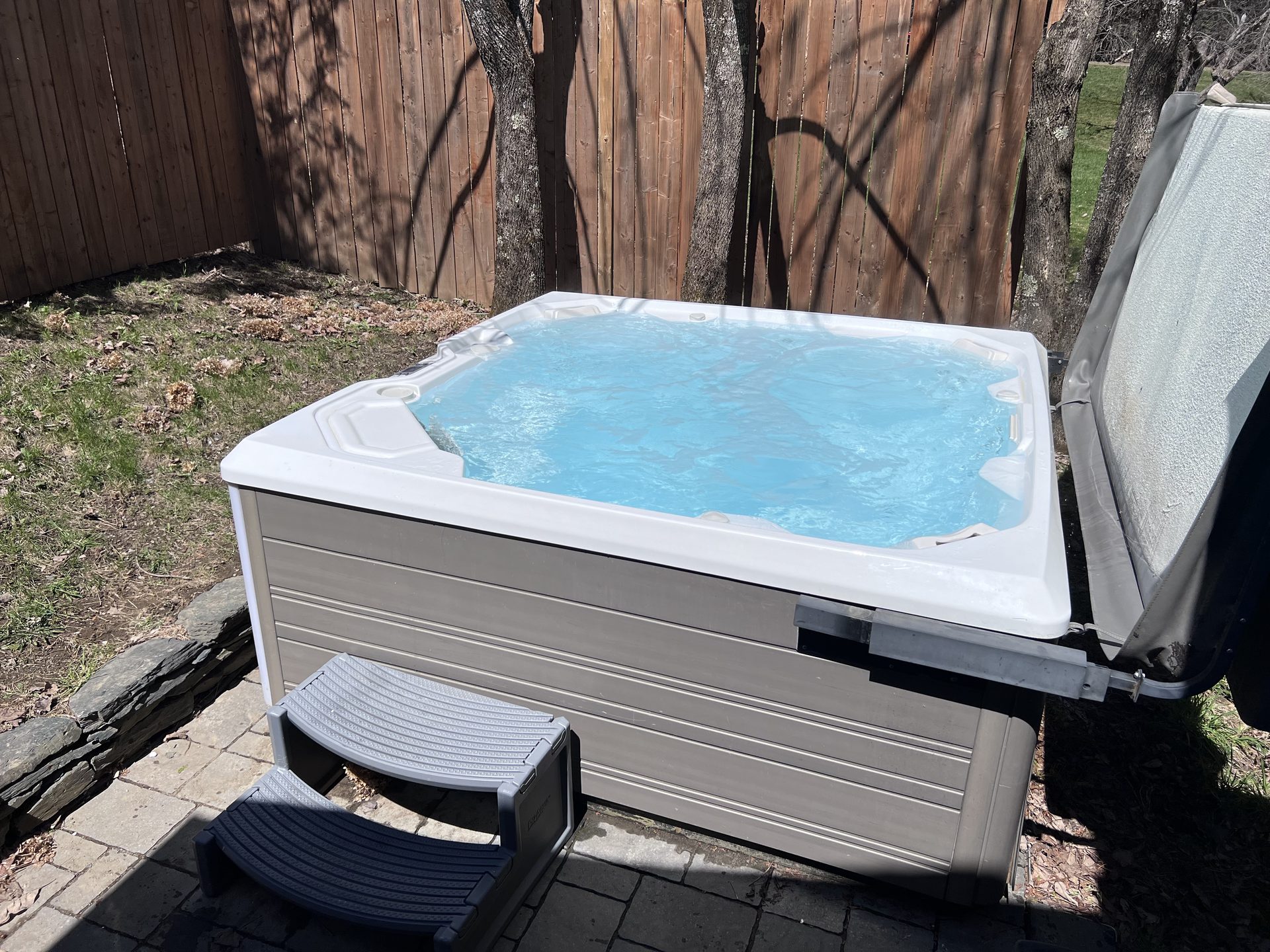 Outdoor hot tub